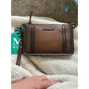 MONTANA WEST GENUINE LEATHER WHIPSTITCH CROSSBODY WRISTLET CLUTCH